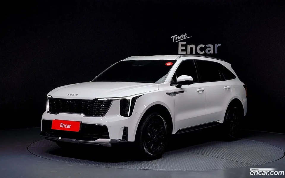 Kia Sorento HEV 1.6 2WD 2023 — фото 1, купить с доставкой в Москву