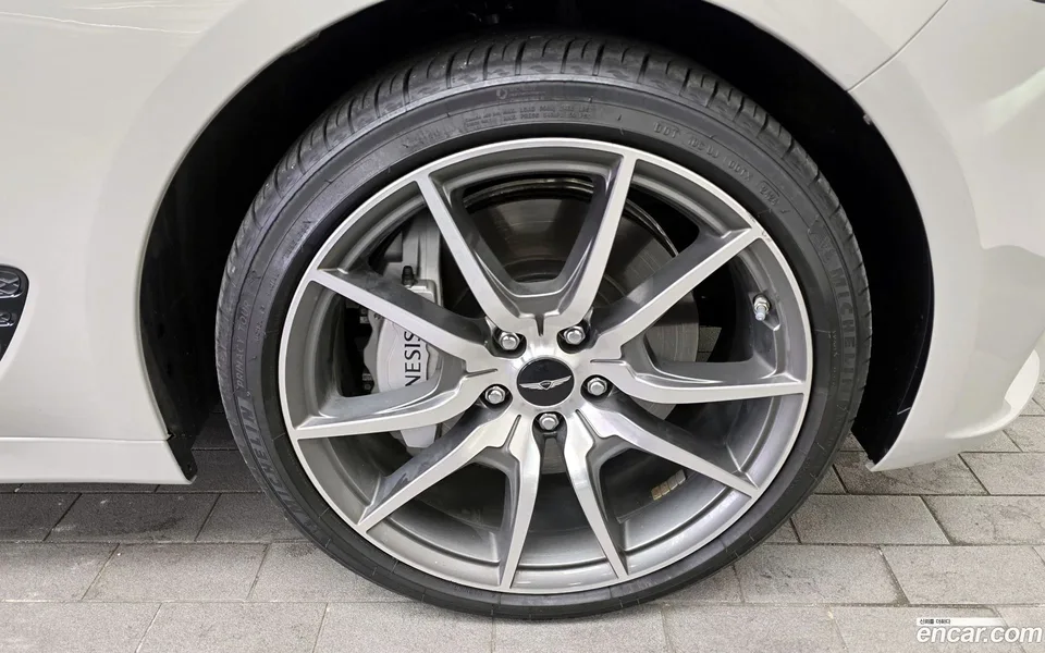 Genesis G70 2.5T 2WD 2024 — миниатюра 5