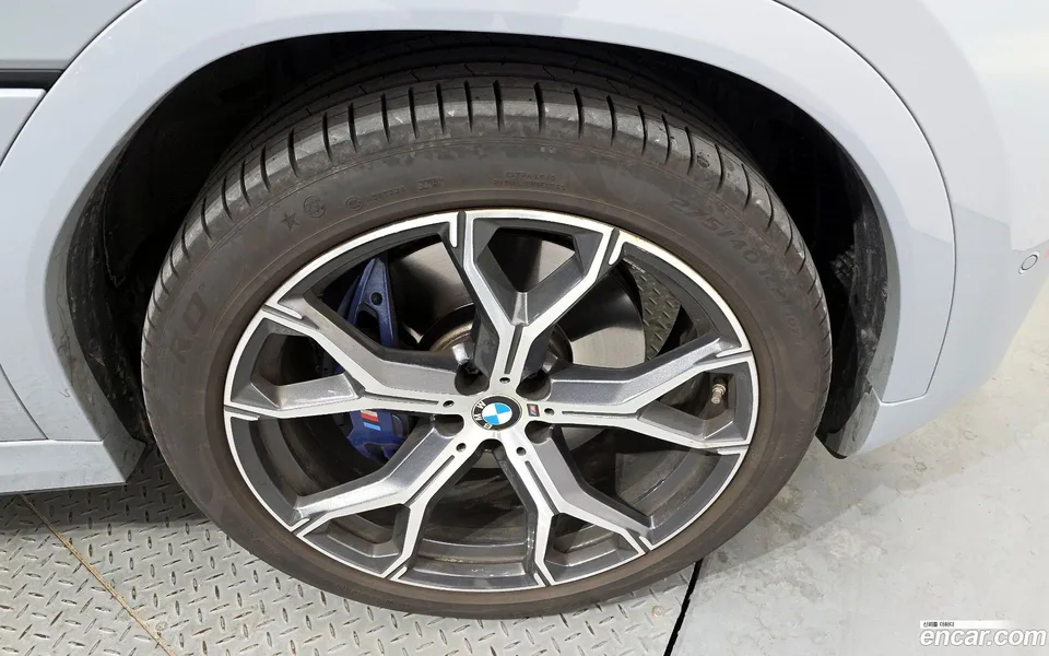 BMW X6 xDrive30d M 2024 — миниатюра 2