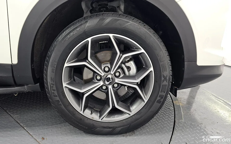 KG Mobility Korando 1.5 2WD C7 2023 — миниатюра 5