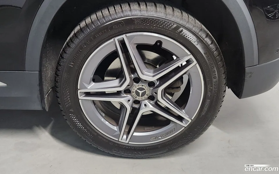 Mercedes-Benz GLA-Class GLA250 4MATIC 2022 — миниатюра 2