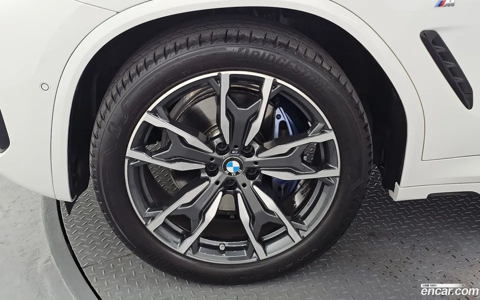 BMW X4 xDrive20i M 2025 — миниатюра 5