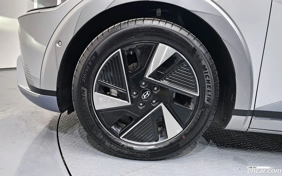 Hyundai Ioniq 5 2024 — миниатюра 2