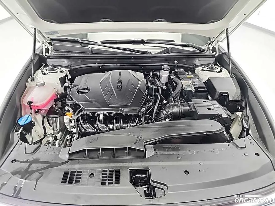 Hyundai Grandeur 2.5 2WD 2024 — миниатюра 5