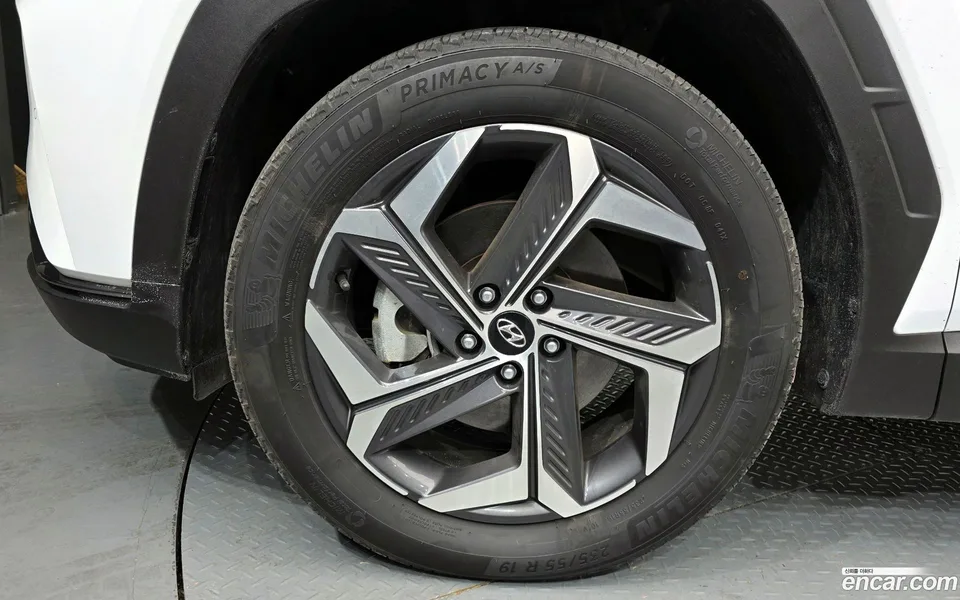 Hyundai Tucson 1.6 2WD 2023 — миниатюра 2