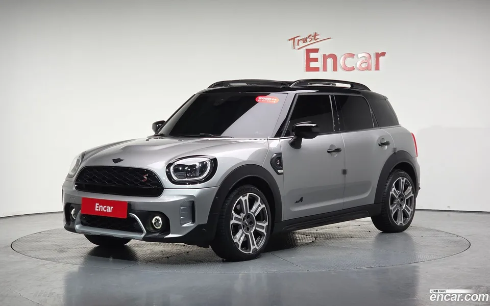 MINI Cooper S Countryman ALL4 2023 — фото 1, купить с доставкой в Москву