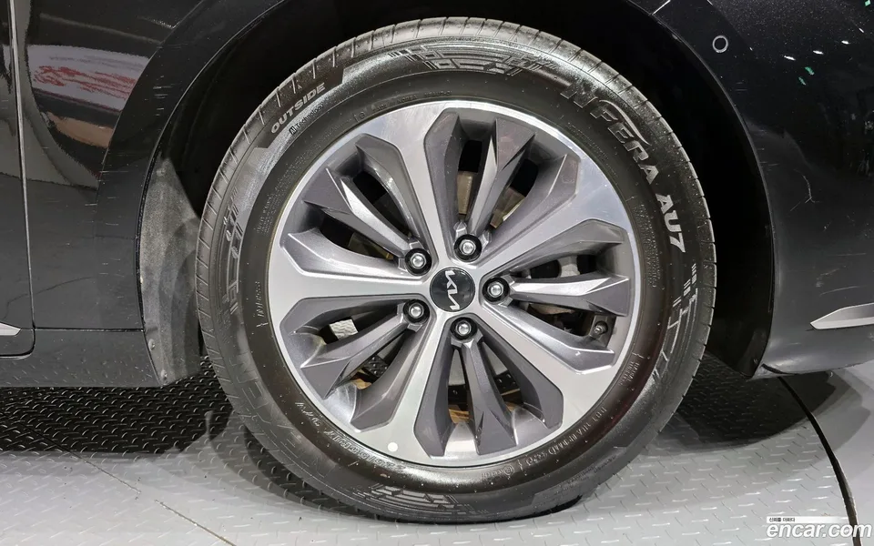 Kia K8 Hybrid 2022 — миниатюра 5
