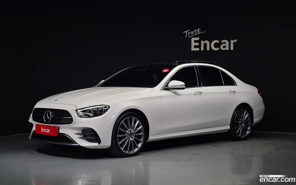 Mercedes-Benz E-Class E350 4MATIC AMG Line 2022 — фото 1, купить с доставкой в Москву