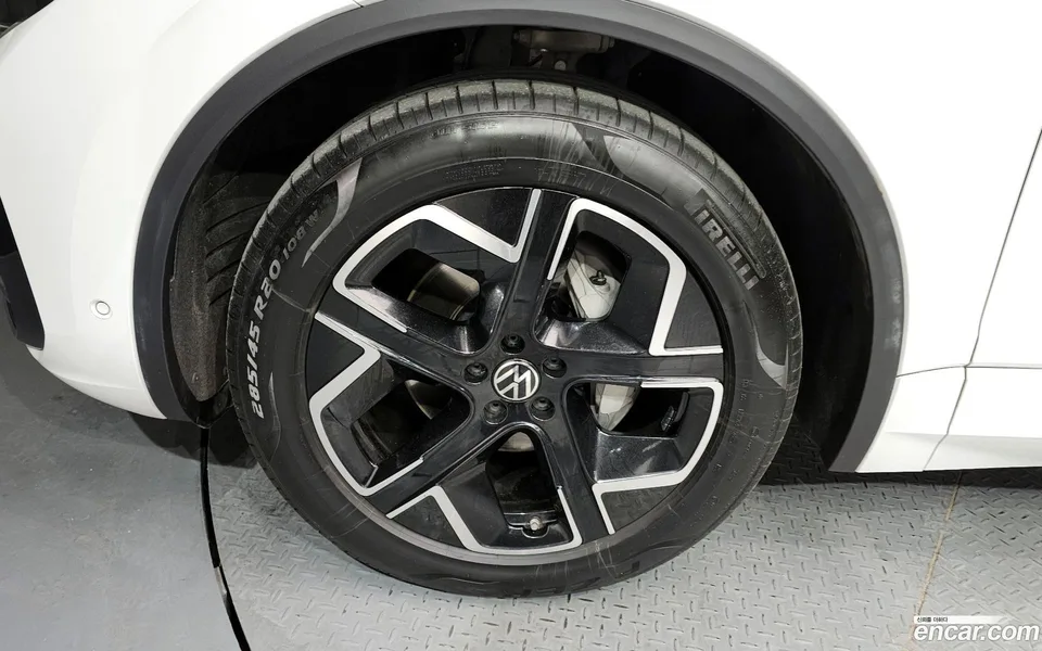 Volkswagen Touareg 3.0 TDI 2024 — миниатюра 2