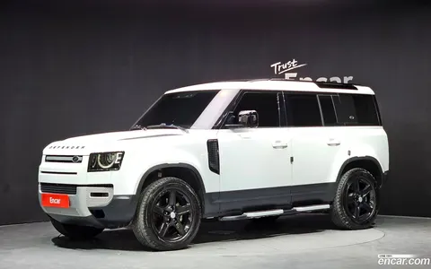 Land Rover Defender 2023 купить в Москве