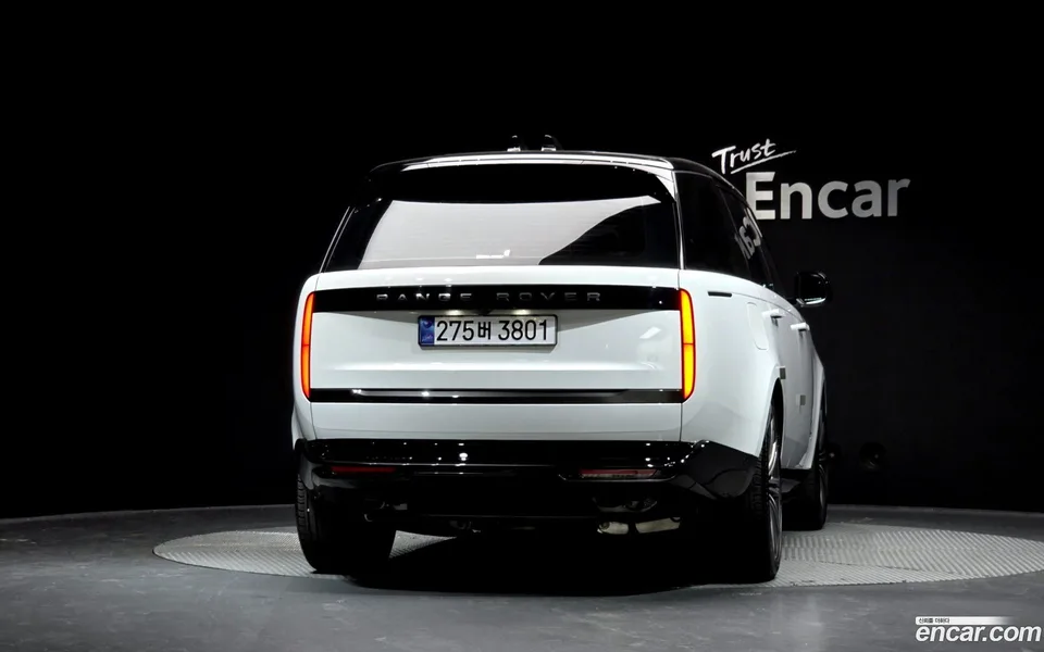 Land Rover Range Rover P530 AB LWB 2025 — миниатюра 4