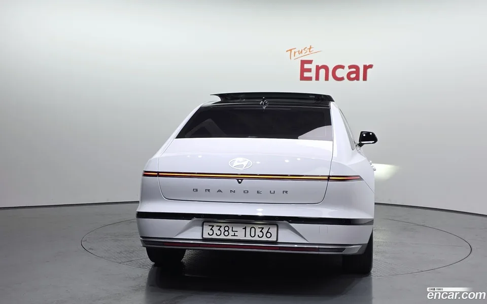 Hyundai Grandeur 3.5 LPG 2WD 2023 — thumbnail 4