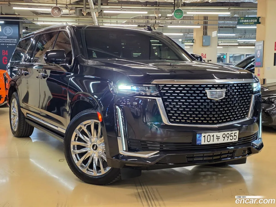 Cadillac Escalade 6.2 ESV 2023 — фото 1, купить с доставкой в Москву