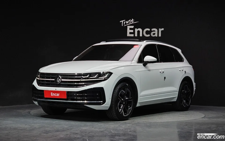 Volkswagen Touareg 3.0 TDI 2024 — фото 1, купить с доставкой в Москву