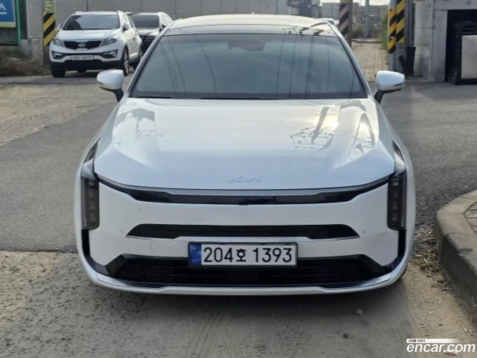 Kia K8 Hybrid 2024 — photo 1, buy with delivery to Moscow