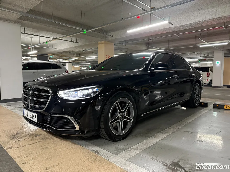 Mercedes-Benz S-Class S350 d 2023 — фото 1, купить с доставкой в Москву