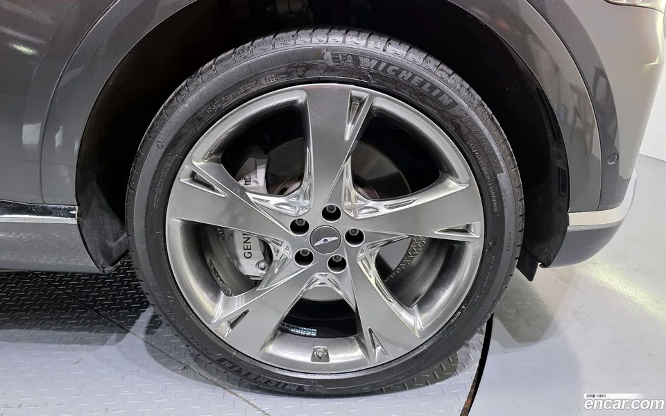 Genesis GV80 2.5T AWD 2022 — миниатюра 2