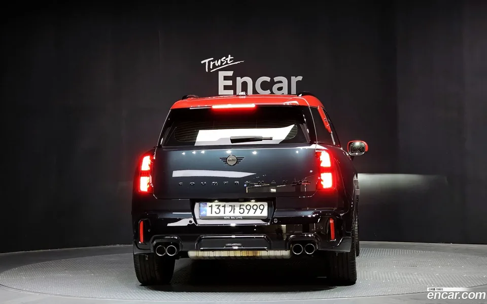 MINI Cooper S Countryman ALL4 JCW 2025 — миниатюра 4