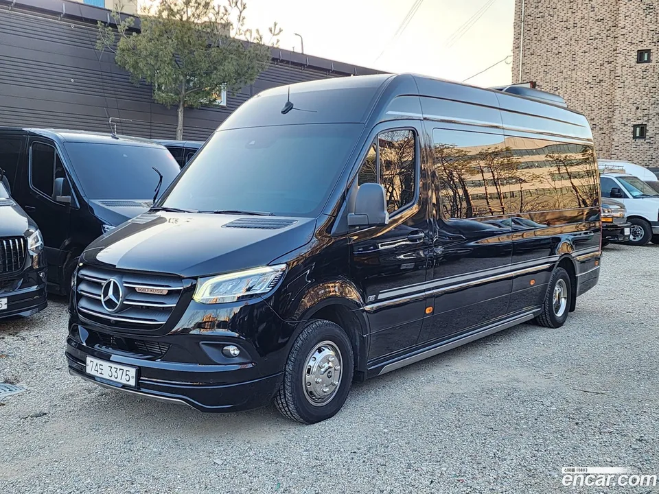 Mercedes-Benz Sprinter 3.0 2022 — фото 1, купить с доставкой в Москву