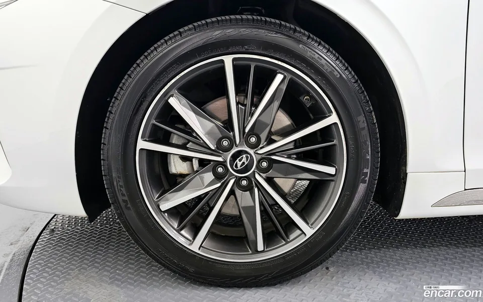 Hyundai Grandeur IG 2.5 2022 — миниатюра 2