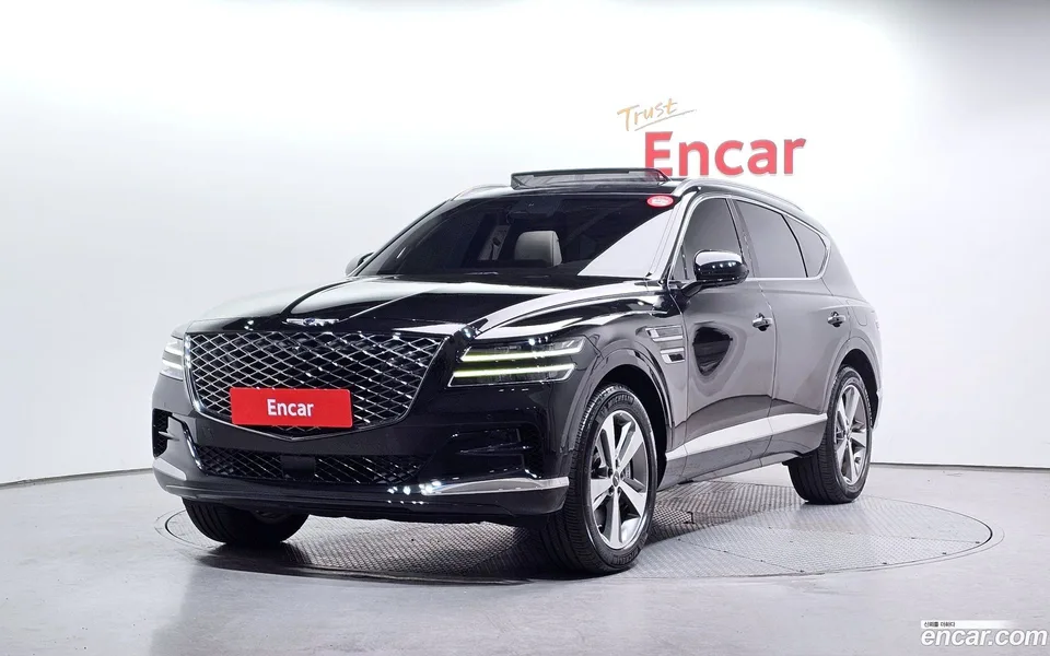 Genesis GV80 2.5T 2WD 2022 — фото 1, купить с доставкой в Москву