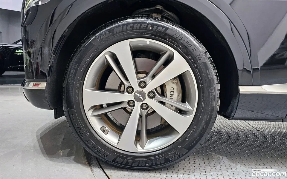 Genesis GV80 2.5T 2WD 2022 — миниатюра 2
