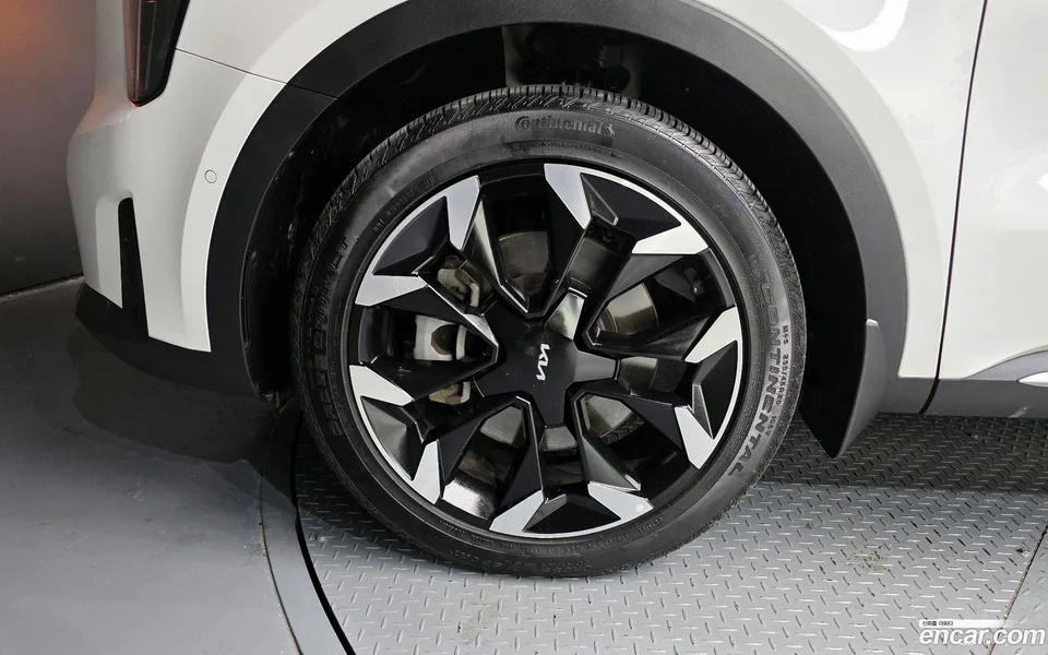 Kia Sorento 2.5T 2WD 2024 — миниатюра 5