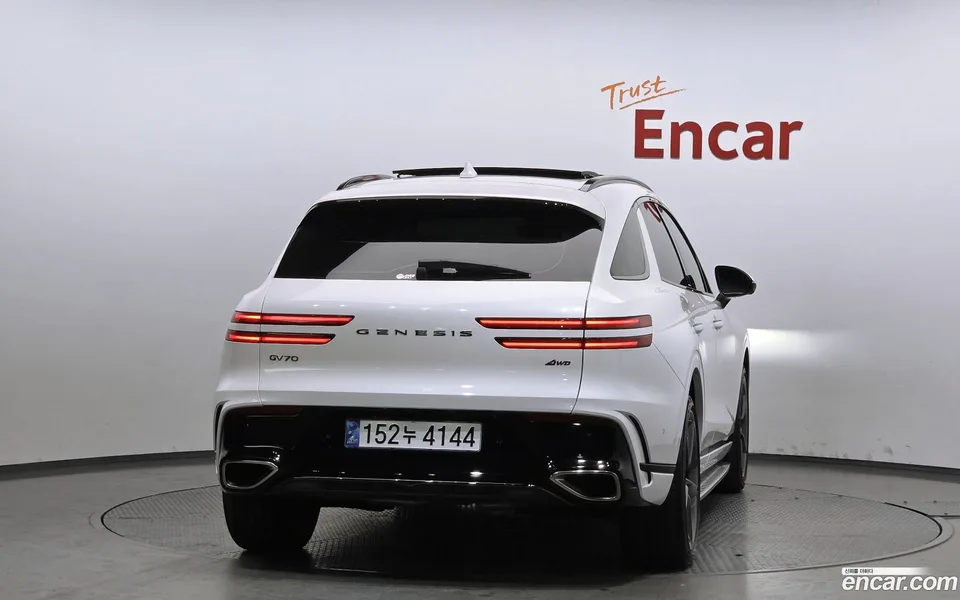 Genesis GV70 2.5T AWD 2024 — миниатюра 4