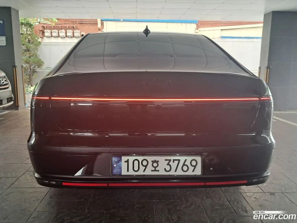 Hyundai Grandeur Hybrid 2024 — миниатюра 3
