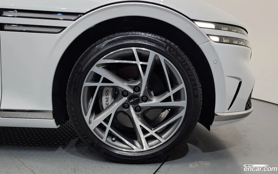 Genesis G90 3.5 AWD 2023 — миниатюра 5