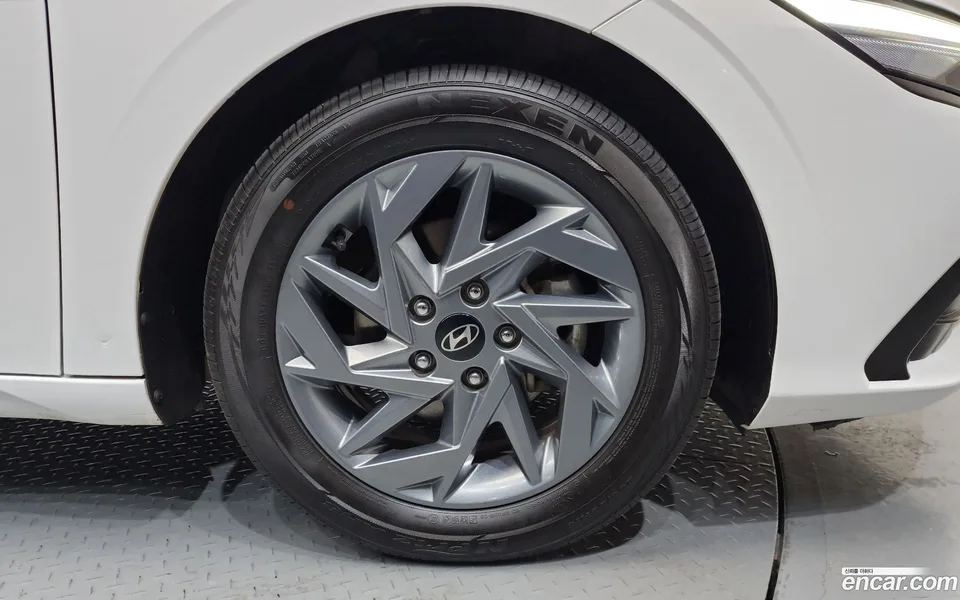 Hyundai Avante CN7 1.6 2023 — миниатюра 5