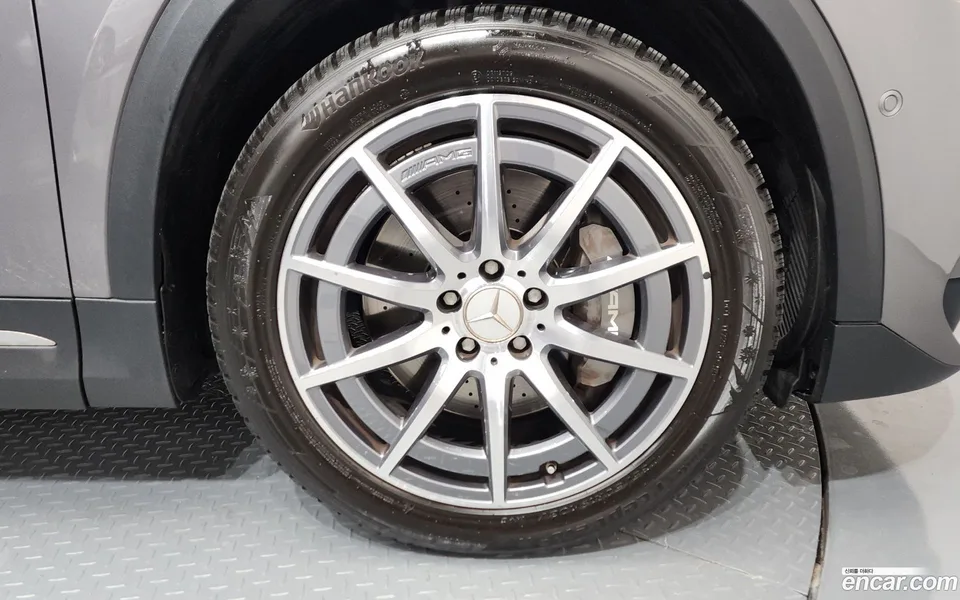 Mercedes-Benz GLA-Class GLA45 AMG 4MATIC+ 2022 — миниатюра 5