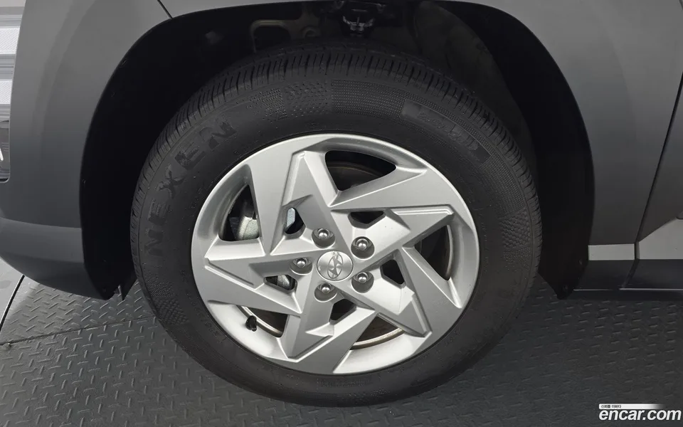 Hyundai Kona Hybrid 2023 — миниатюра 2