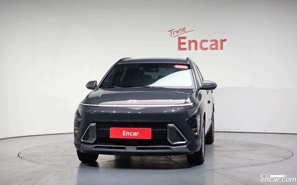 Hyundai Kona Hybrid 2023 — миниатюра 3