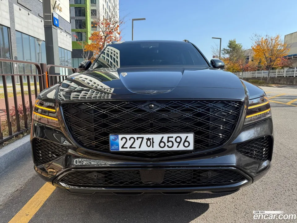 Genesis GV80 2.5T AWD 2025 — фото 1, купить с доставкой в Москву