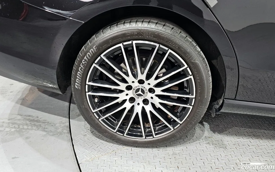 Mercedes-Benz C-Class C200 2022 — миниатюра 2