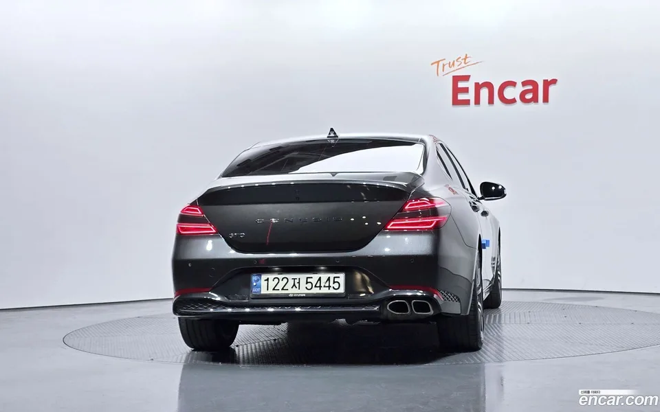 Genesis G70 2.0T 2WD 2022 — миниатюра 4