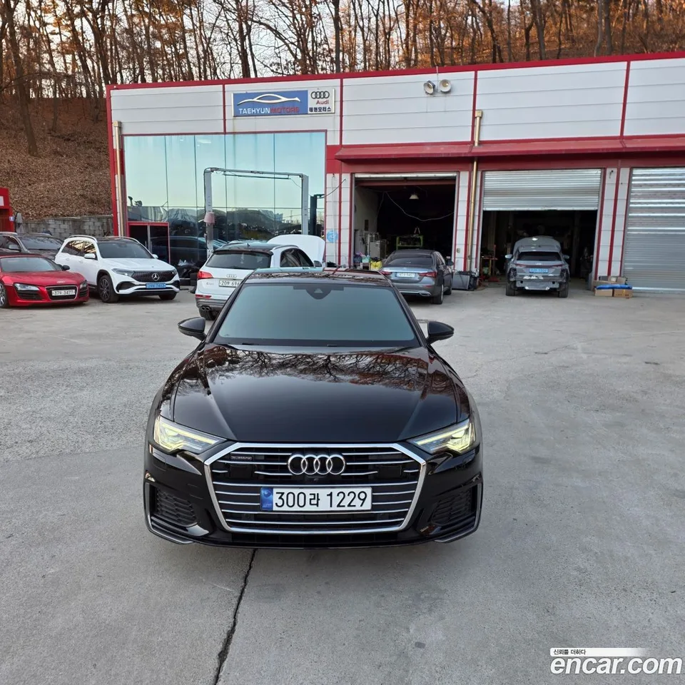 Audi A6 45 TFSI 2022 — фото 1, купить с доставкой в Москву