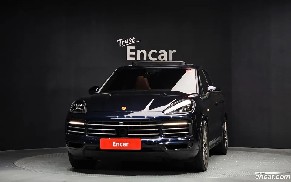 Porsche Cayenne 3.0 E- 2022 — миниатюра 3