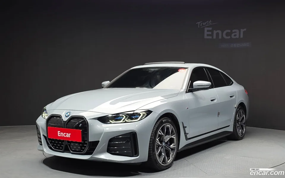 BMW i4 eDrive40 M 2022 — фото 1, купить с доставкой в Москву