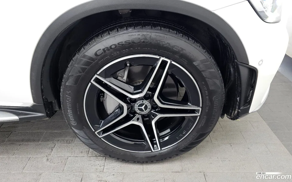 Mercedes-Benz GLC-Class GLC300 4MATIC 2022 — миниатюра 2