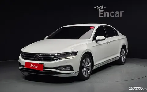 Volkswagen Passat GT 2022 buy in Moscow