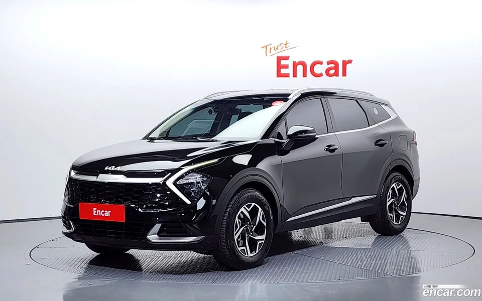 Kia Sportage 2.0 2WD 2022 — фото 1, купить с доставкой в Москву