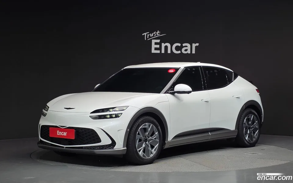 Genesis GV60 2023 — фото 1, купить с доставкой в Москву