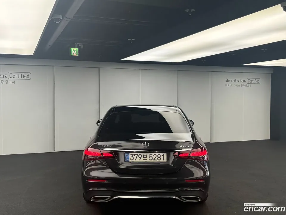 Mercedes-Benz E-Class E350 4MATIC AMG Line 2022 — миниатюра 4