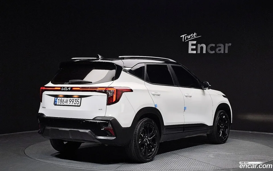 Kia Seltos 1.6 4WD 2024 — миниатюра 2