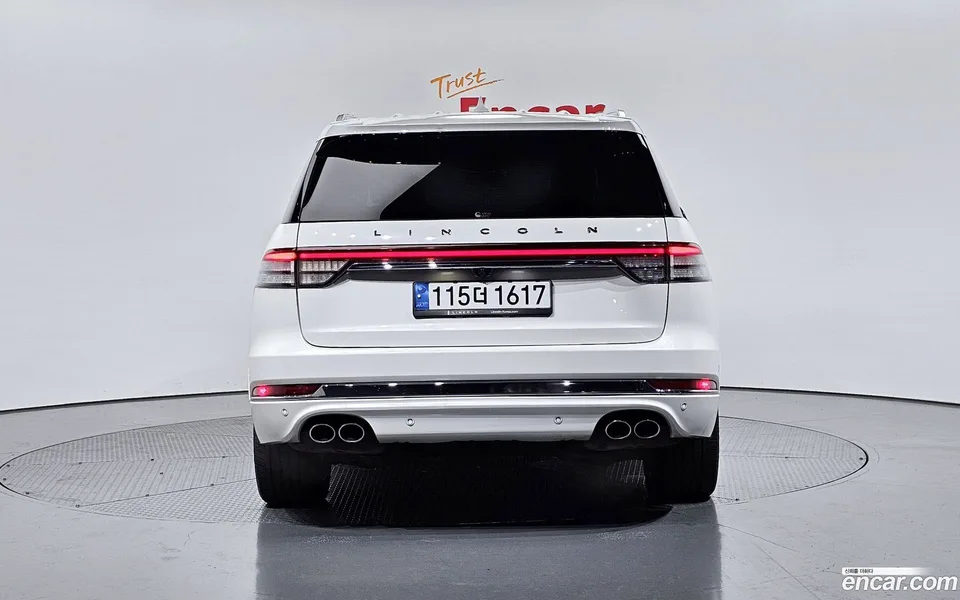 Lincoln Aviator 3.0 AWD 2022 — миниатюра 4