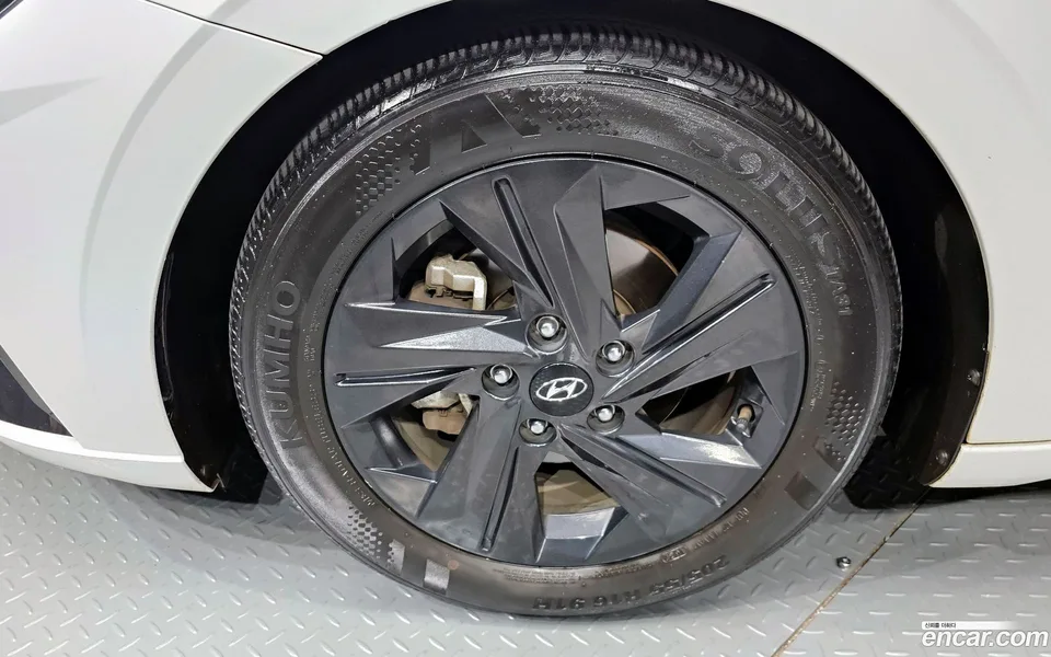 Hyundai Avante 1.6 2022 — миниатюра 5