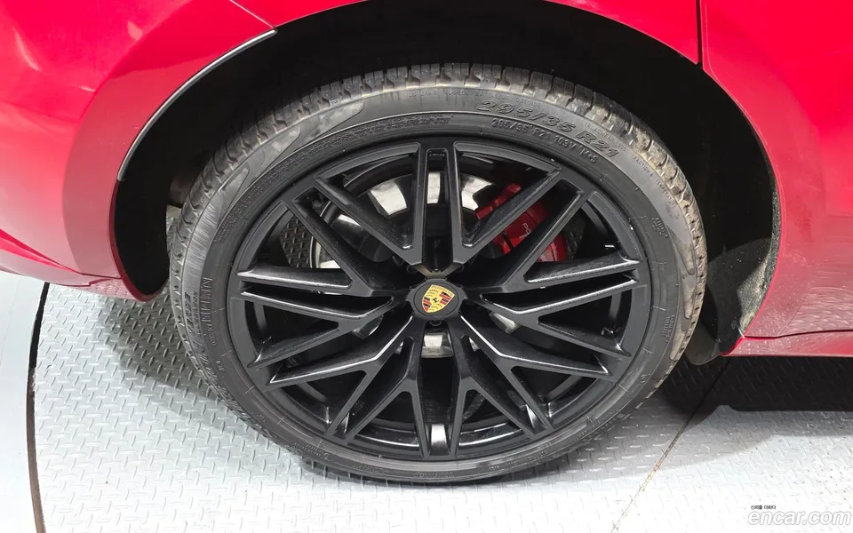 Porsche Macan 2.9 GTS 2022 — миниатюра 2