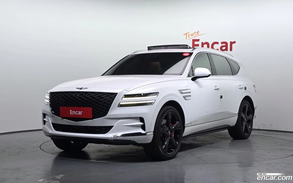 Genesis GV80 2.5T AWD 2023 — фото 1, купить с доставкой в Москву